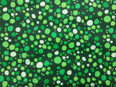 Tela 1/2yd  cotton Green dots